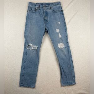 Levi's 501 Premium Jeans Womens Size 29x30 Classic Light Wash Distressed